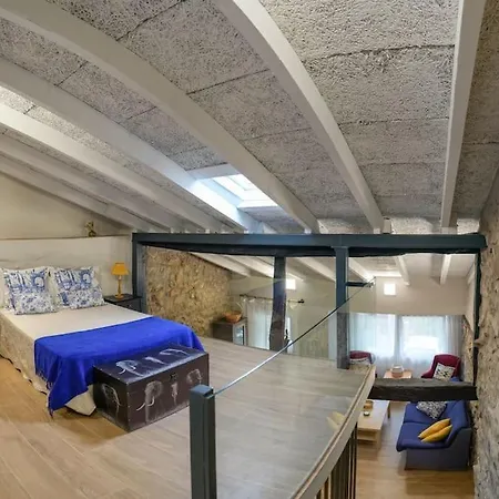 Cardil En La Entrada Del Parque Cabarceno