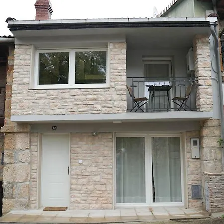 Cardil En La Entrada Del Parque Cabarceno Feriehus Obregón