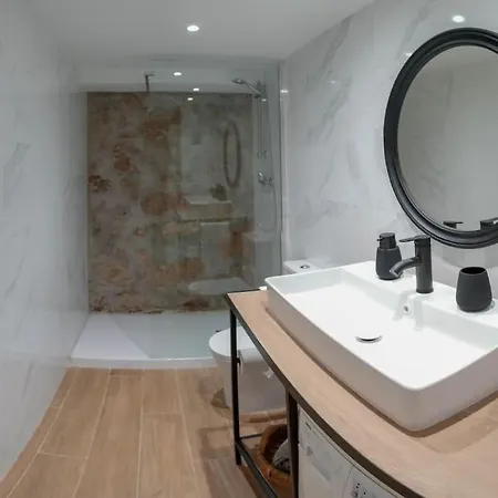 Feriehus Cardil En La Entrada Del Parque Cabarceno