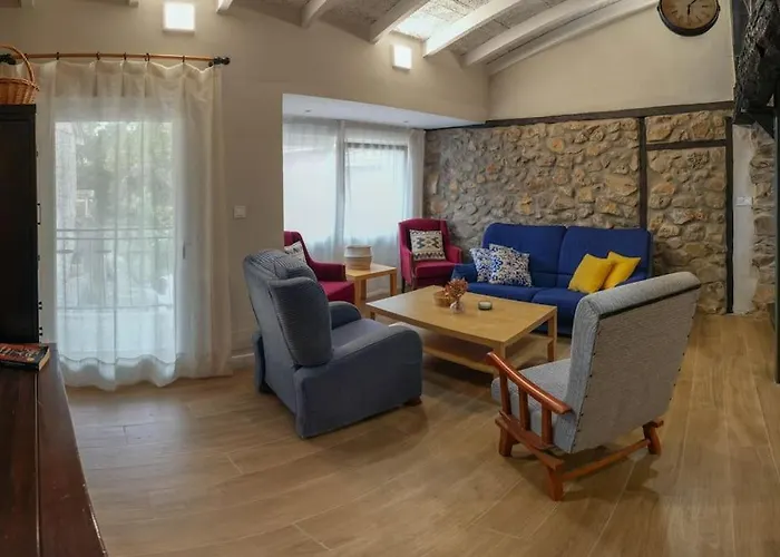 Holiday home Cardil En La Entrada Del Parque Cabarceno Obregon